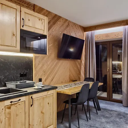 Kamila Z Jacuzzi Apartmán *