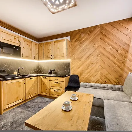 Kamila Z Jacuzzi * Ζακοπάνε