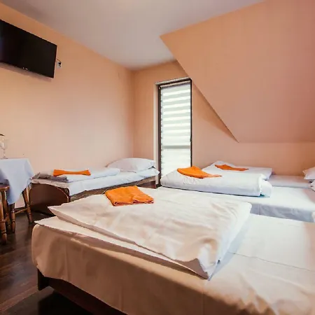 Kamila Z Jacuzzi Апартаменты *